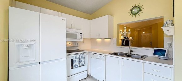3 dormitorios dúplex en venta en Miami, Miami-Dade, Florida, USA № 614935 18
