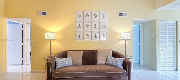3 dormitorios dúplex en venta en Miami, Miami-Dade, Florida, USA № 614935 19