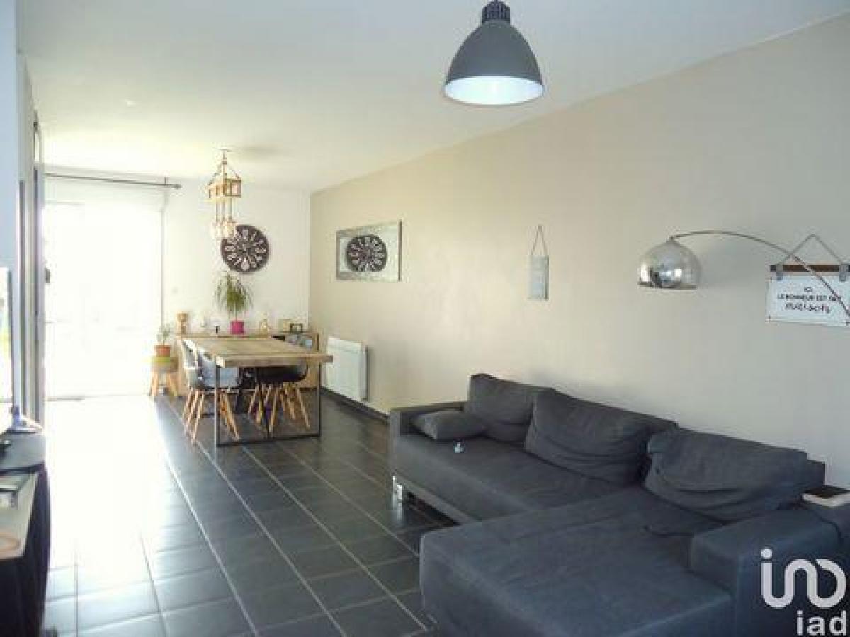 3 Schlafzimmer Haus in Laventie, France, Nr. 23855