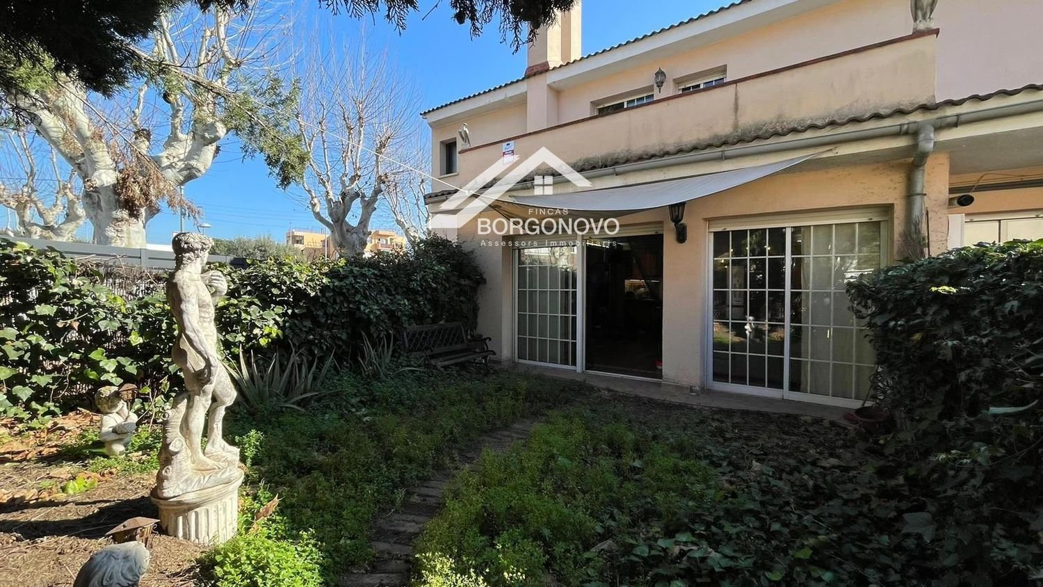 Casa T3 em Santa Perpetua De Mogoda, Spain N.º 197536