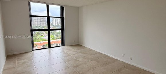 2 chambres propriété commerciale à louer à Miami, Miami-Dade, Florida, USA № 615730 14