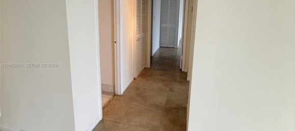 2 chambres propriété commerciale à louer à Miami, Miami-Dade, Florida, USA № 615730 18