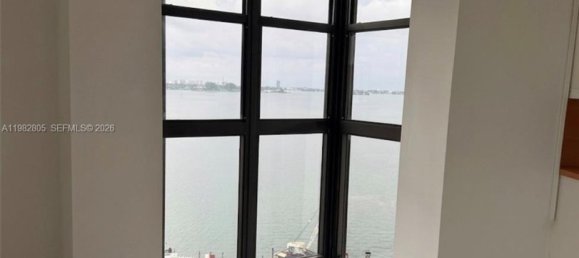 2 chambres propriété commerciale à louer à Miami, Miami-Dade, Florida, USA № 615730 27