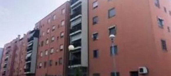 3 rooms Apartment in Brugherio, Italy No. 6420 8