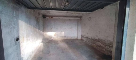 2-salle Appartement à Ponte San Pietro, Italy No. 33761 14