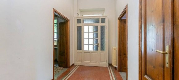 Вилла с 6 спальнями в Турин, Италия № 170653 6