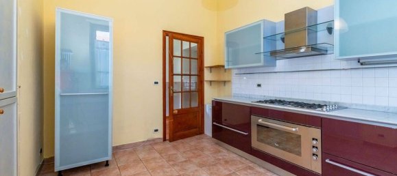 Вилла с 6 спальнями в Турин, Италия № 170653 20