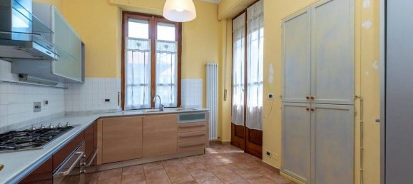 Вилла с 6 спальнями в Турин, Италия № 170653 19