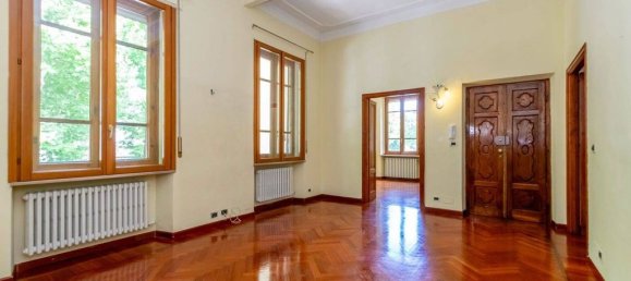 Вилла с 6 спальнями в Турин, Италия № 170653 30