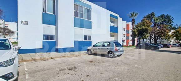 Apartamento de 4 dormitorios en Quelfes, Portugal No. 90057 25