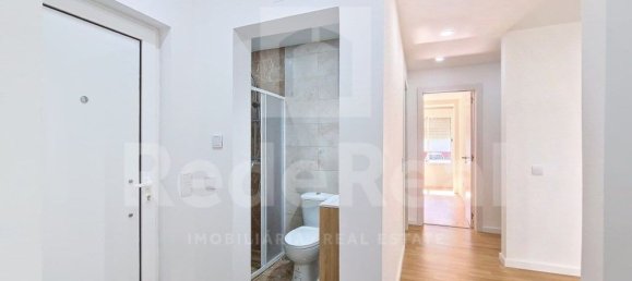 Apartamento de 4 dormitorios en Quelfes, Portugal No. 90057 3