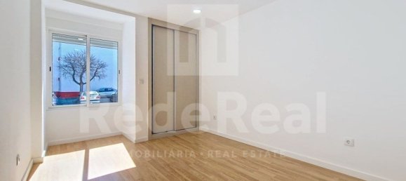 Apartamento de 4 dormitorios en Quelfes, Portugal No. 90057 20