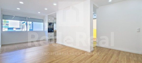 Apartamento de 4 dormitorios en Quelfes, Portugal No. 90057 23