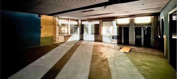 1 room Building in Galliate, Italy No. 317604 6