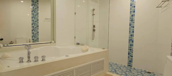 Кондоминиум  с 2 спальнями в Паттайя, Таиланд № 60195 9