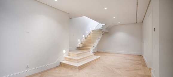 4 bedrooms Villa in Nueva Andalucia, Spain No. 285561 15