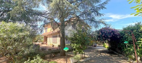5 bedrooms Villa in Velletri, Italy No. 321613 3