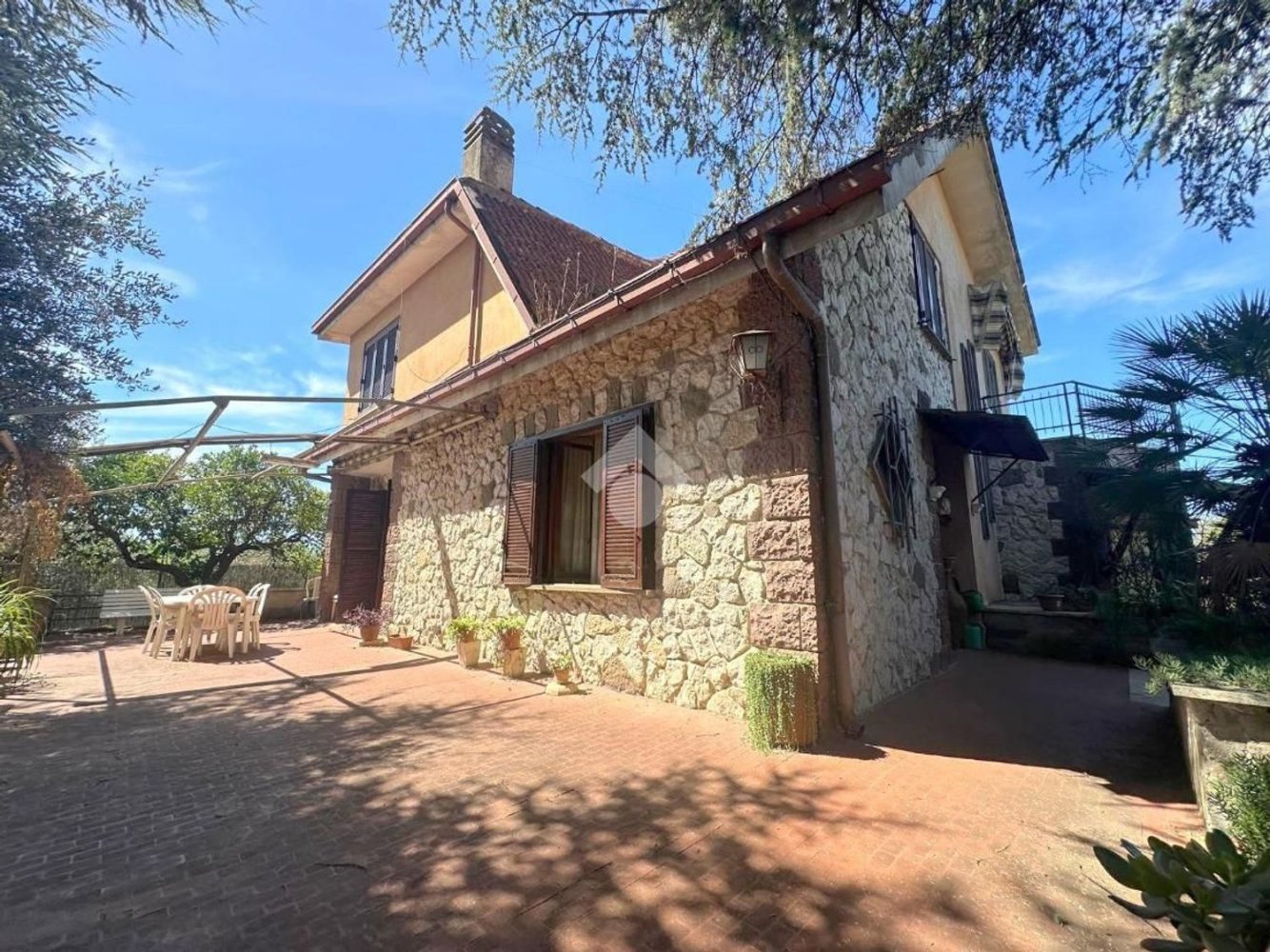 5 bedrooms Villa in Velletri, Italy No. 321613