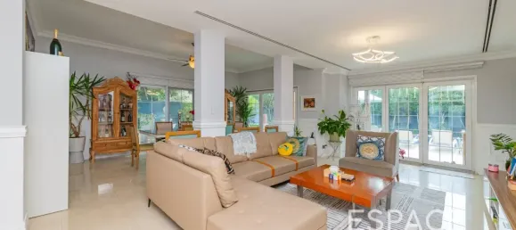 5 Schlafzimmer Villa in Meadows, UAE, Nr. 105952 3