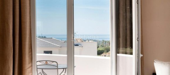 3 bedrooms Villa in Estepona, Spain No. 135089 19