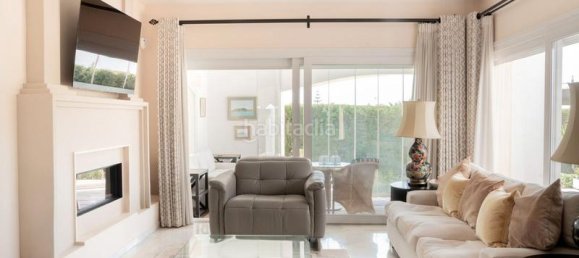 3 bedrooms Villa in Estepona, Spain No. 135089 10