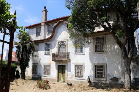 Casa T3 em São João da Pesqueira, Portugal N.º 189036