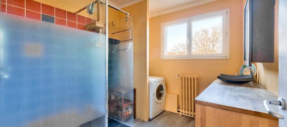 3 bedrooms Apartment in Ville-d'Avray, France No. 165651 5