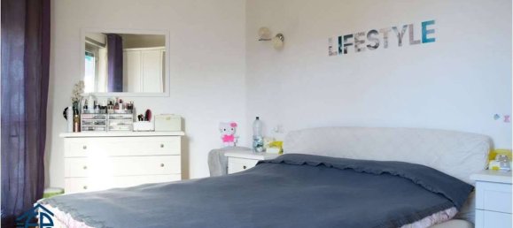3 chambres Appartement à Sesto San Giovanni, Italy No. 271632 7