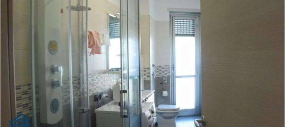 3 chambres Appartement à Sesto San Giovanni, Italy No. 271632 9