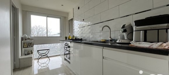 3 rooms Apartment in Nanterre, France No. 170413 6