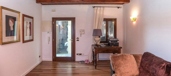 6 bedrooms Villa in Vigonza, Italy No. 270997 3