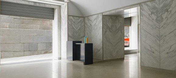 135m² Commercial property in Naples, Italy No. 319679 3