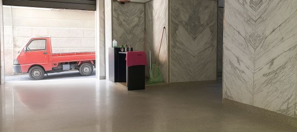 135m² Commercial property in Naples, Italy No. 319679 19