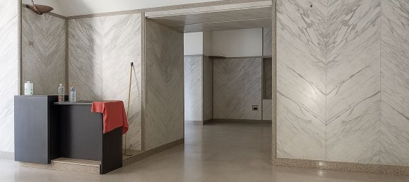 135m² Commercial property in Naples, Italy No. 319679 7