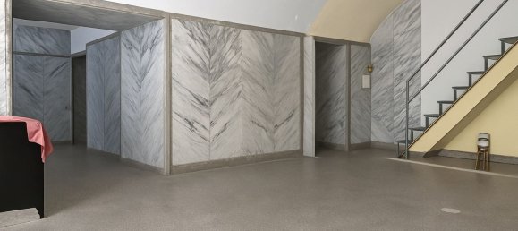 135m² Commercial property in Naples, Italy No. 319679 5