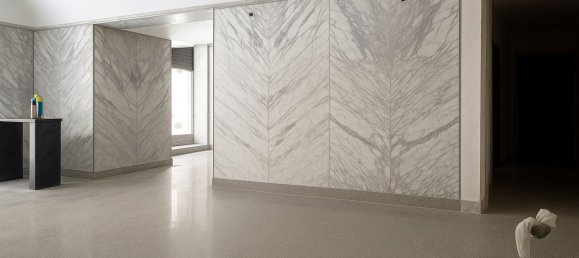 135m² Commercial property in Naples, Italy No. 319679 6