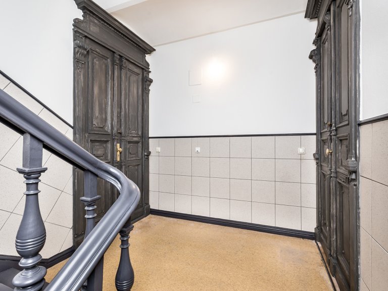 Apartamento de 4 habitaciónes en Oberschoneweide, Germany No. 10920