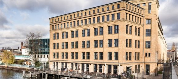 Apartamento de 4 habitaciónes en Oberschoneweide, Germany No. 10920 2