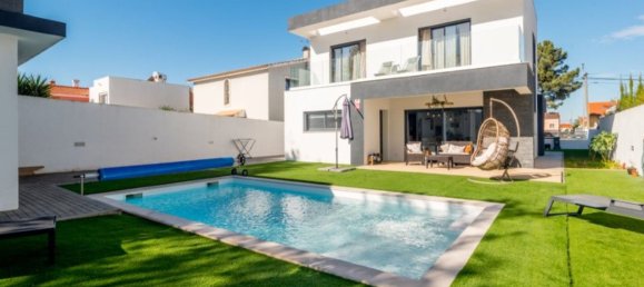 Casa de 4 dormitorios en Setubal, Portugal No. 121632 2