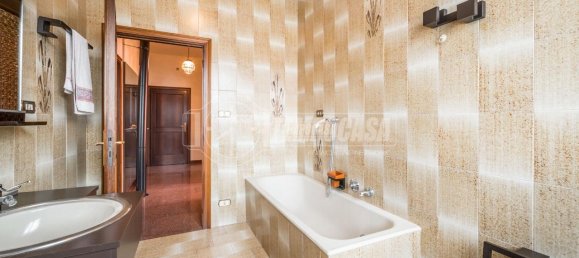 5غرفة فيلا في San Cesario sul Panaro, Italy رقم 148524 36