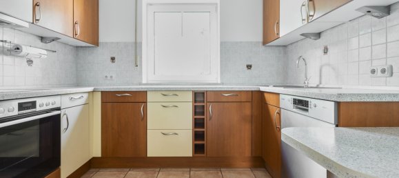 5 rooms Townhouse in Augsburg, Germany No. 288349 3