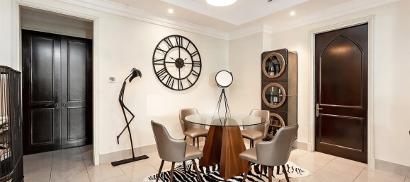 Apartamento de 2 dormitorios en Downtown Dubai (Downtown Burj Dubai), UAE No. 110661 2