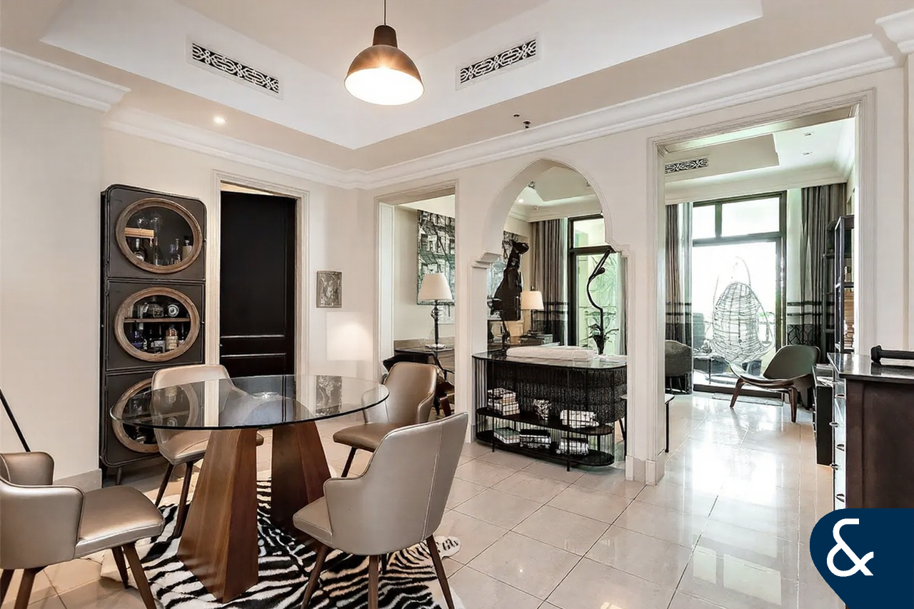 Apartamento de 2 dormitorios en Downtown Dubai (Downtown Burj Dubai), UAE No. 110661