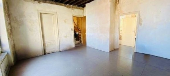 Gewerbliche Immobilie in Lille, France 190m², Nr. 56140 9