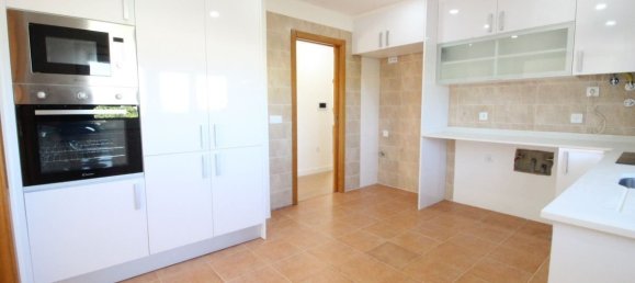 3 Schlafzimmer Villa in Almada, Portugal, Nr. 120862 4