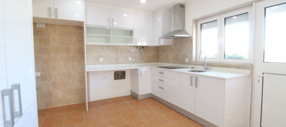 3 Schlafzimmer Villa in Almada, Portugal, Nr. 120862 5