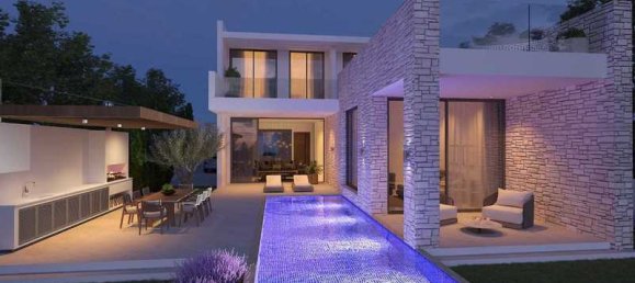 4 bedrooms House in Paphos, Cyprus No. 7479 7