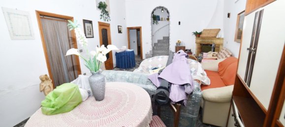 4 rooms House in Cisternino, Italy No. 41114 35