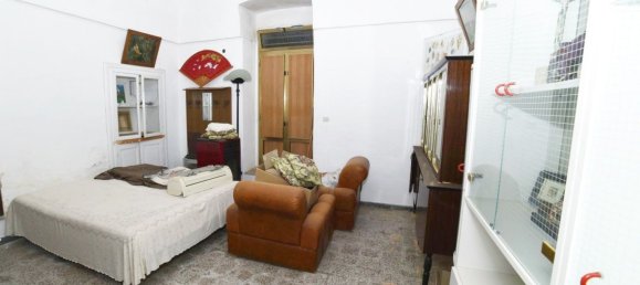 4 rooms House in Cisternino, Italy No. 41114 4