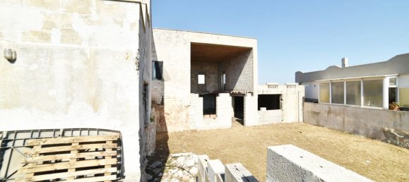 4 rooms House in Cisternino, Italy No. 41114 41